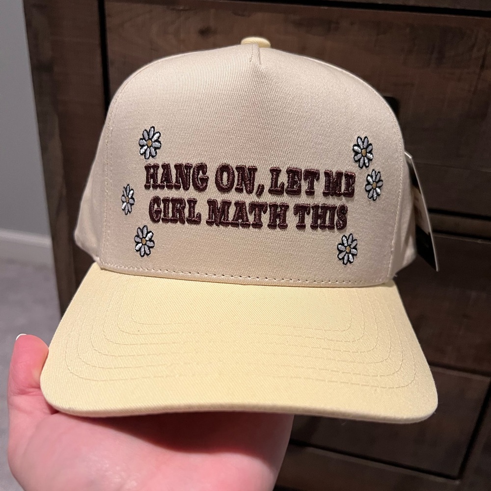 Women’s “Girl Math” Hat 💛🌻